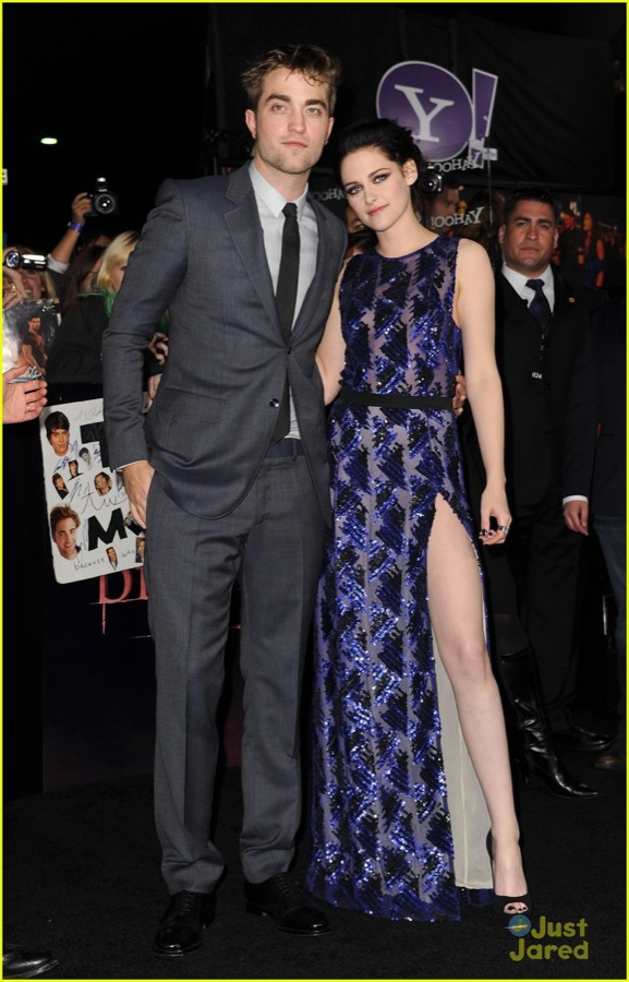 Premiere Of Summit Entertainment's "The Twilight Saga: Breaking Dawn - Part 1" - Red Carpet