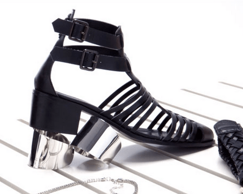 sandalias_cangrejeras_stradivarius