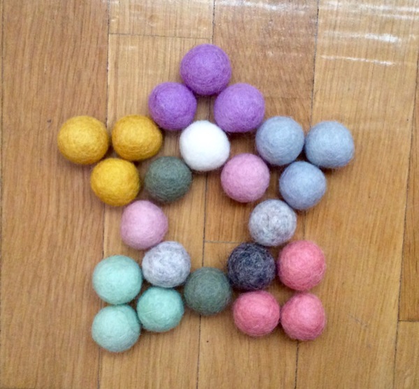 bolas fieltro decorar