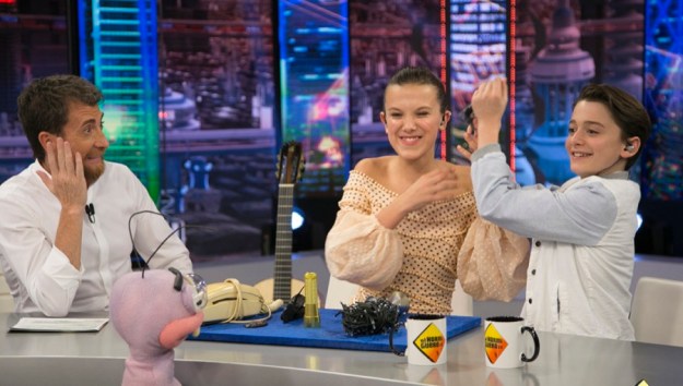millie bobby brown noah en el hormiguero