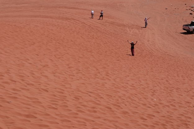 Dormir una noche en el desierto Wadi Rum 